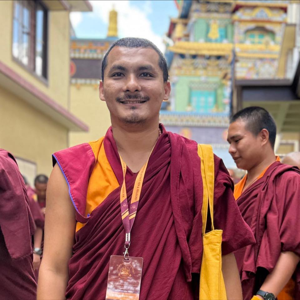 571042978 24849362931388871 3051083974531511372 N